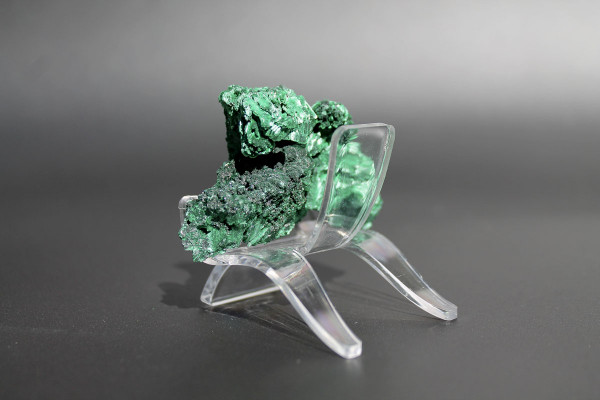 Кристалл минерала малахита размером [6x4 см]